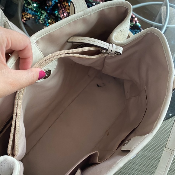 Coach bag in white - Picture 6 of 7